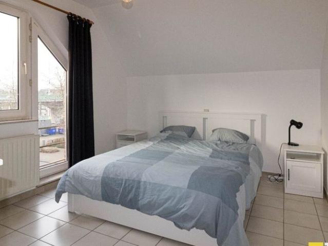 Duplex te huur in Izegem voor € 750 met 2 slaapkamers