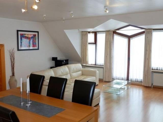 Duplex te huur in Kuurne voor € 835 met 2 slaapkamers