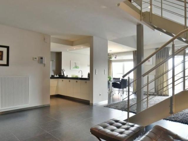 Duplex te huur in Lanaken voor € 1.300 met 2 slaapkamers