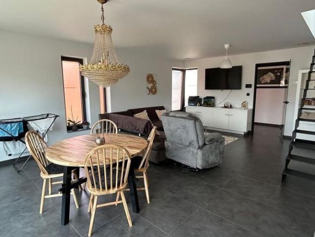 Duplex te huur in Lille voor € 1.250 met 3 slaapkamers