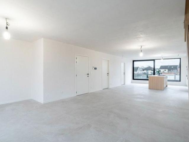 Duplex te huur in Noorderwijk voor € 1.225 met 3 slaapkamers