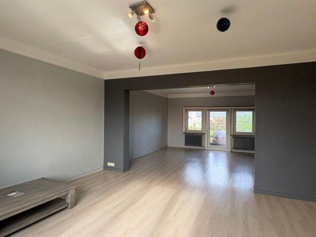 Duplex te huur in Ronse voor € 600 met 2 slaapkamers