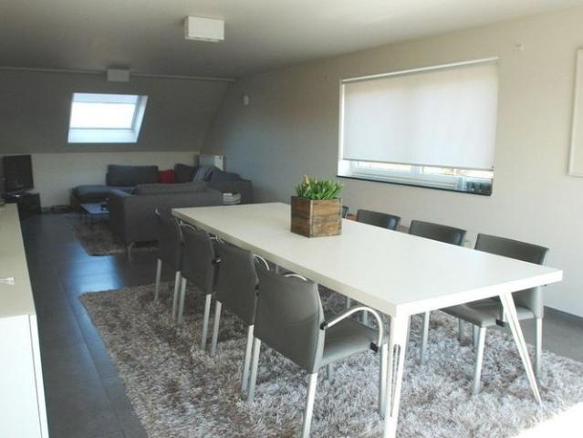 Duplex te huur in Roeselare voor € 875 met 3 slaapkamers