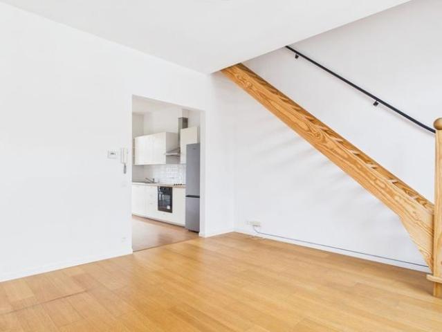 Duplex te huur in Sint Gillis voor € 1.500 met 2 slaapkamers