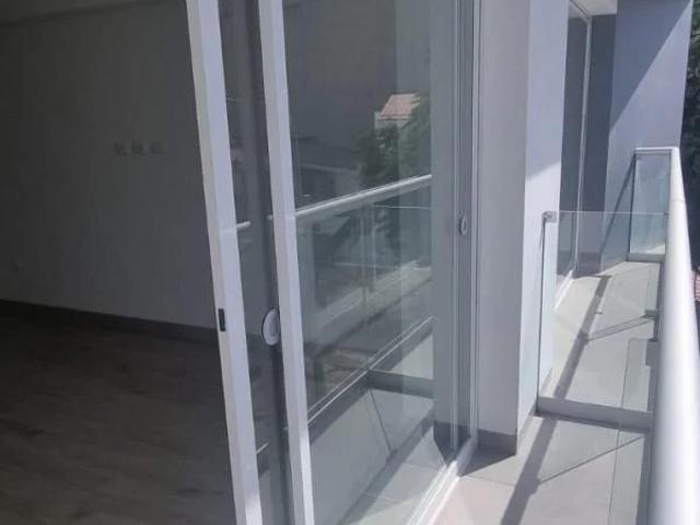 Duplex tipo casa frente a parque en la mejor zona de caymaparte baja