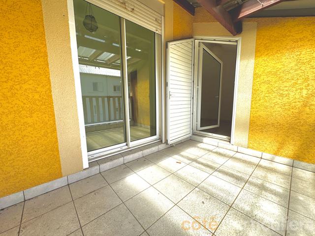 Duplex type T5 centre ville ETANG SALE
