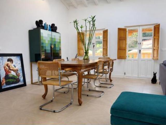 Dúplex Venta Alfoz de Lloredo, Novales