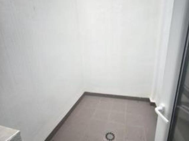 Dúplex Venta Espera, Carija