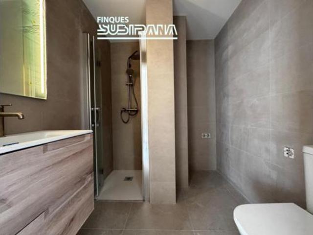 Dúplex Venta Igualada, Llevant