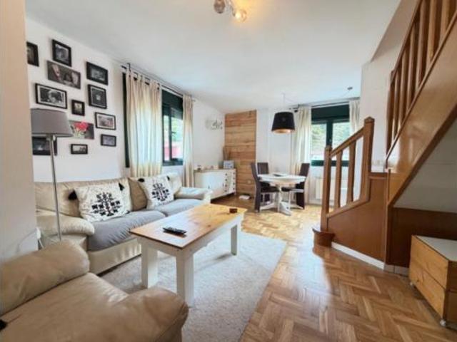 Dúplex Venta Mieres, La Villa