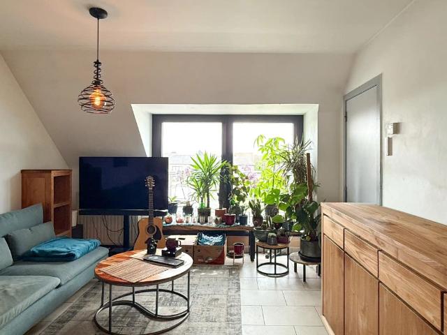 Duplexappartement in Melsele met twee slaapkamers, twee terrassen en carport