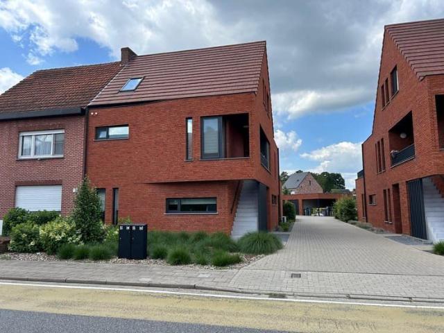 Duplexappartement met 3slpks en 2 bdks te Gierle