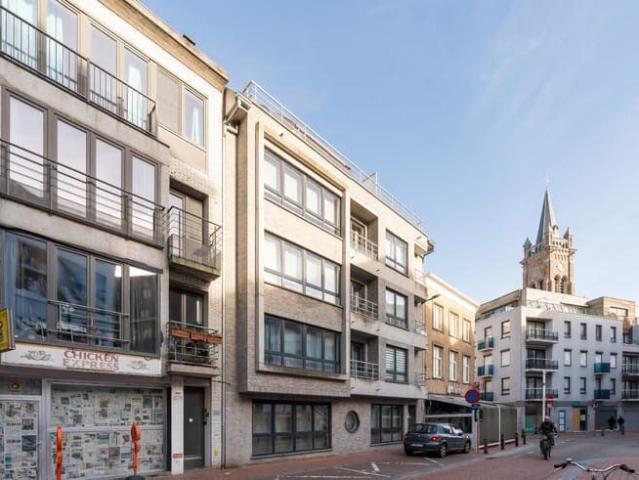 Duplexappartement met zonnig terras in het bruisend centr.