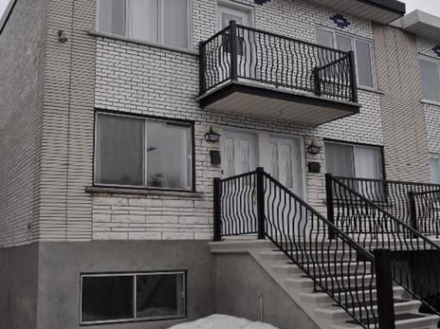 Duplexe logement à louer non meublé ou meublé 3 stationnements