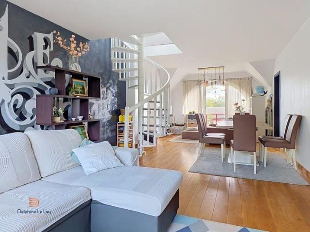 Duplex/penthouse