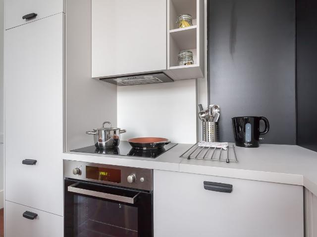 Duquesne – furnished rental – Near Tête d'Or, Lyon Amsterdam Apartments for Rent