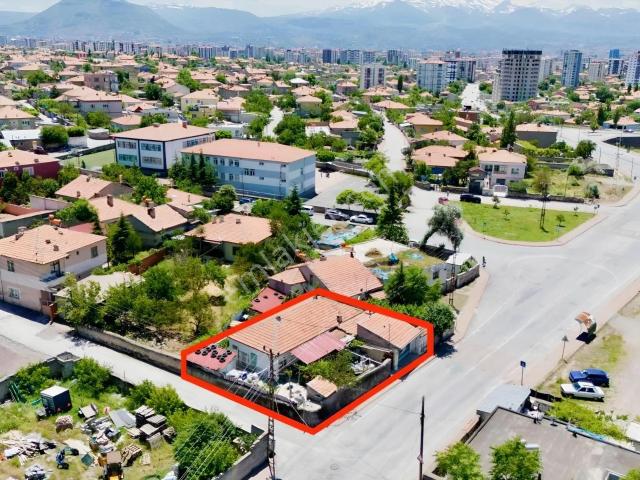 Duru Team Argıncık Kayabaşında Ana Yol Üzeri 334m² Müstakil Ev