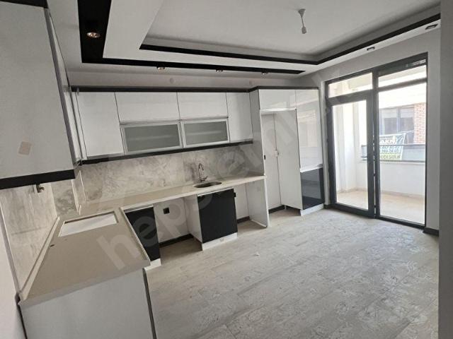 DURUDAN ÇAMLICA MH. 3+1 E.BANYOLU SINIRSIZ KREDİ İSKANLI SIFIR DAİRE