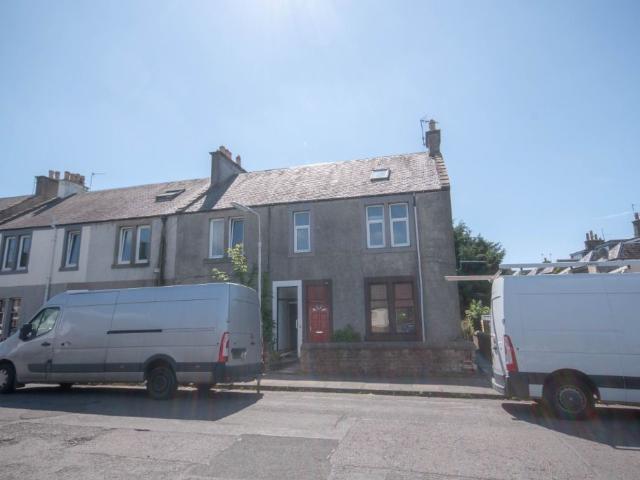 Durward Street, Leven KY8, 4 bed flat to rent, £850 pcm | PrimeLocation