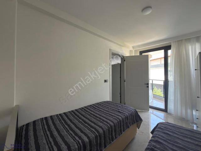 Dur Al Gayrimenkulden Kayhanda Kiralık Sıfır Apart