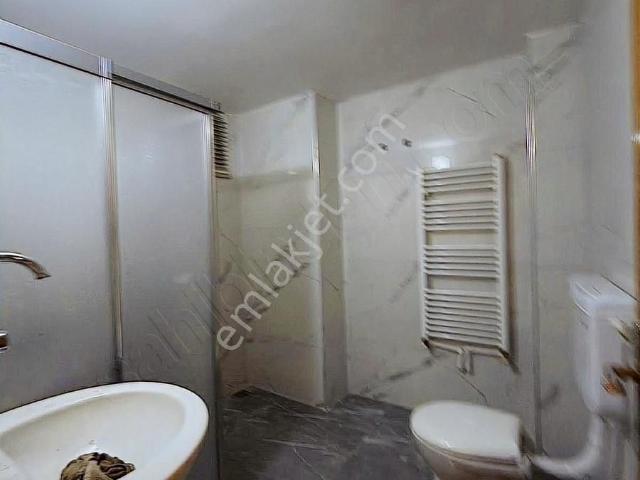 Dur al Gayrimenkul'den Mehmetçikte Kiralık Arakat 3+1 Daire