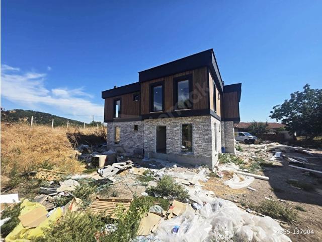 DURA MANYAS SIFIR SİTEDE 100m2 HAVUZLU 2 KATLI SATILIK VİLLA