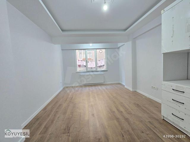 DURAK 10 METRE+KULLANIŞLI 75m2 BALKONLU+ASANSÖRLÜ