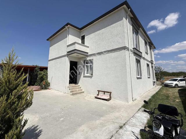 Durak Mahallesı'ne Müstakıl Ikı Katlı Satılık Ev Ve Arsası