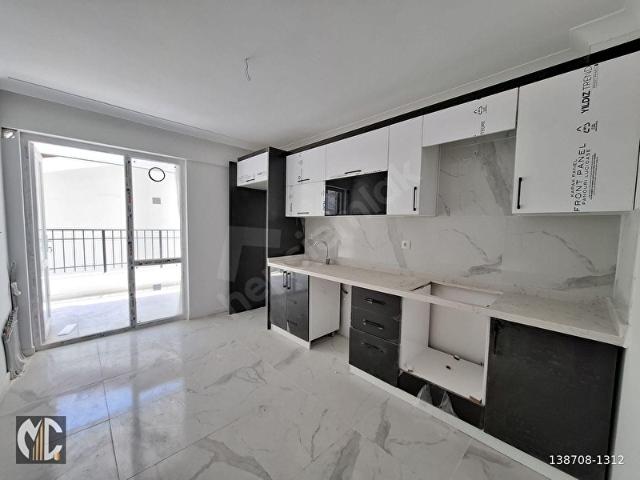 DURALİALIÇ MH. OTURUMA HAZIR SIFIR 3+1 125m DAİRE.!