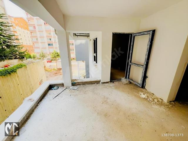 DURALİ ALIÇ MH. 3.KAT KONUMUNDA 2+1 TERAS BALKONLU FIRSAT DAİRE!