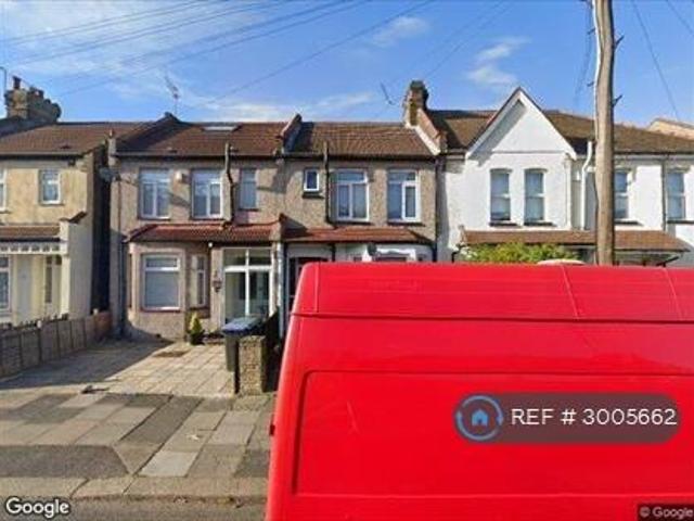 Durants Road, Enfield, EN3 3 bed terraced house to rent £2,000 pcm £462 pw