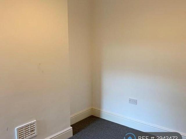 Durban Road, London, E15 1 bed in a house share to rent £800 pcm £185 pw