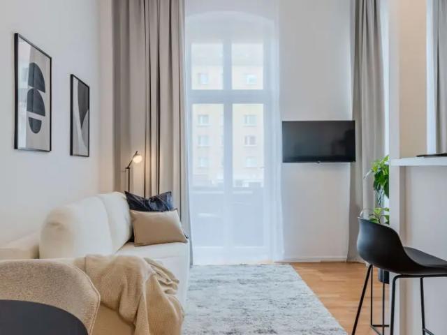 Durchdacht gestaltetes 2 Zimmer Apartment mit Balkon im Prenzlauer Berg
