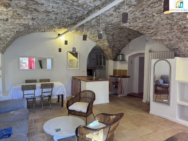 DURFORT JOLI APPARTEMENT MEUBLE DANS UNE MAISON DE VILLAGE