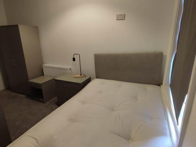 Durham Street, Stockton 1 bed flat to rent £425 pcm £98 pw