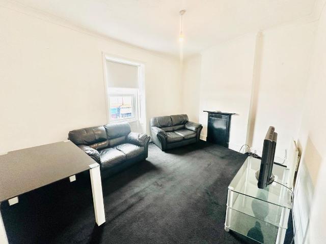 Durham Road, Gateshead NE9, 2 bed flat to rent, £750 pcm | PrimeLocation