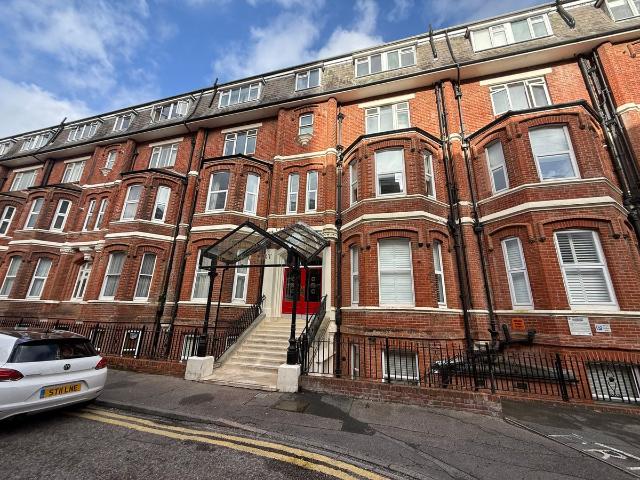 Durley Gardens, Bournemouth BH2, 2 bed flat to rent, £1,500 pcm | PrimeLocation