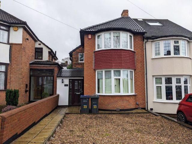 Durley Dean Road, Selly Oak. 3 bed semi detached house to rent £1,300 pcm £300 pw