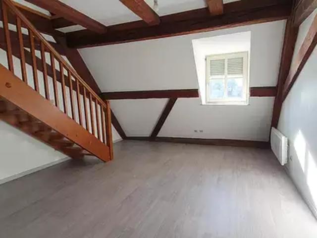 Durmenach 68480 Location appartement 3 pièces t3 au dernier étage cave