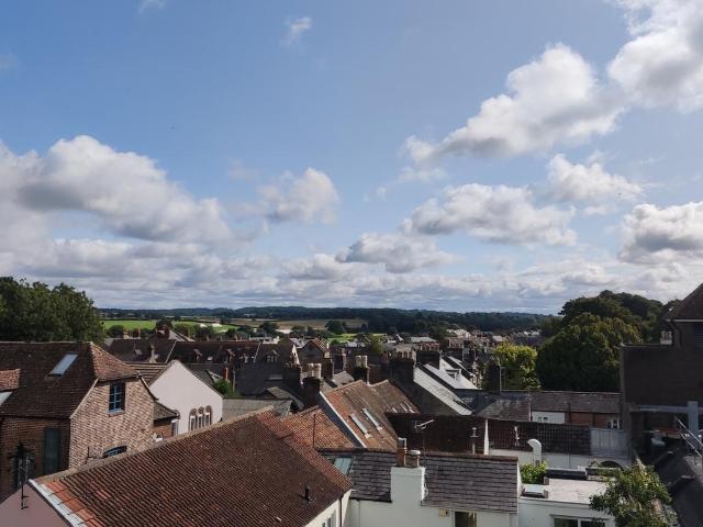 Durngate Street, DORCHESTER, DT1 3 bed apartment to rent £1,050 pcm £242 pw
