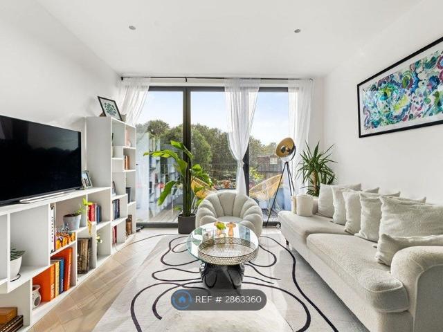 Durnsford Road, London SW19, 2 bed flat to rent, £2,850 pcm | PrimeLocation
