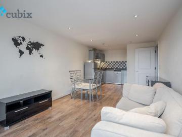 Durnsford Road, London SW19 2 bed flat to rent £2,197 pcm £507 pw