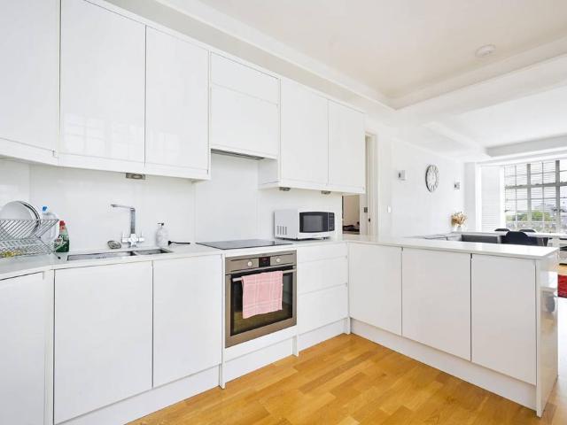 Durrels House, Warwick Gardens, London, W14 8PP, United Kingdom | 2 bed apartment for rent #131561953 | Rentberry