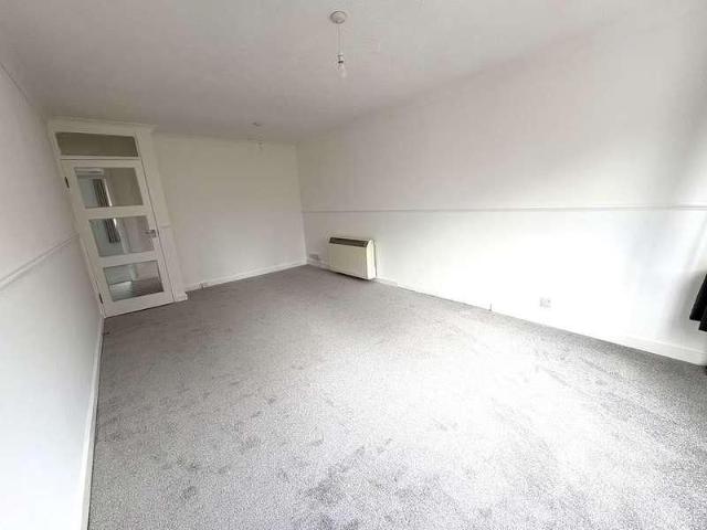 Durrington Gardens, Worthing, BN12