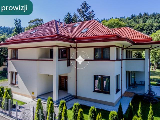 Polecam luksusową willę 387 m² w Dusznikach Zdroju z ogrodem