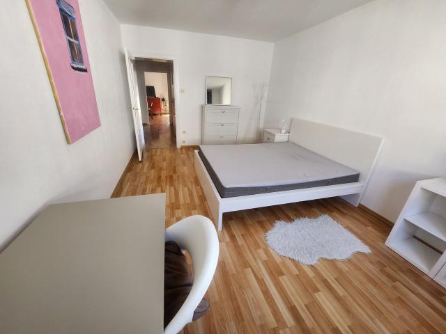 Düsseldorf City! Chic and bright apartment 50m ² in the heart of the city!, Dusseldorf Amsterdam Apartments for Rent