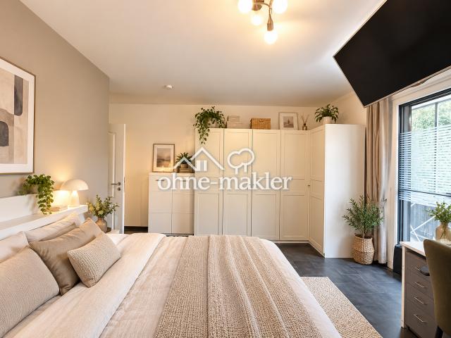 Düsseldorf Rath: Großzügige 3 Zimmer Wohnung mit 2 Balkonen nahe Aaper Wald