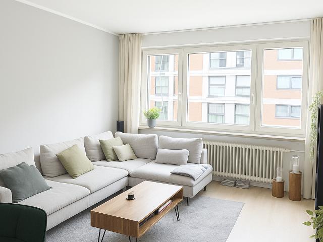 Düsseldorf Unterbilk: 4 Zimmer Balkonwohnung mit Blick in begrünte Hinterhöfe!