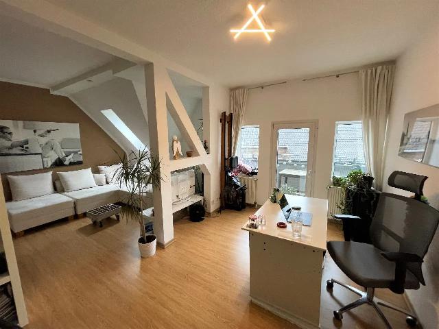 Düsseldorf Unterbilk! 2 Zimmer Altbauwohnung mit Wohnküche nähe Lorettostraße!