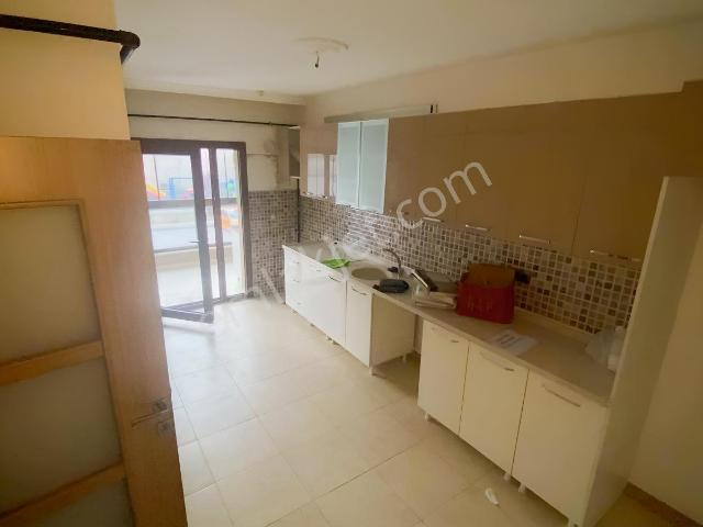 Dutluk Toki'de Asansörlü/arakat 3+1 125m²masrafsız Kiralık Daire